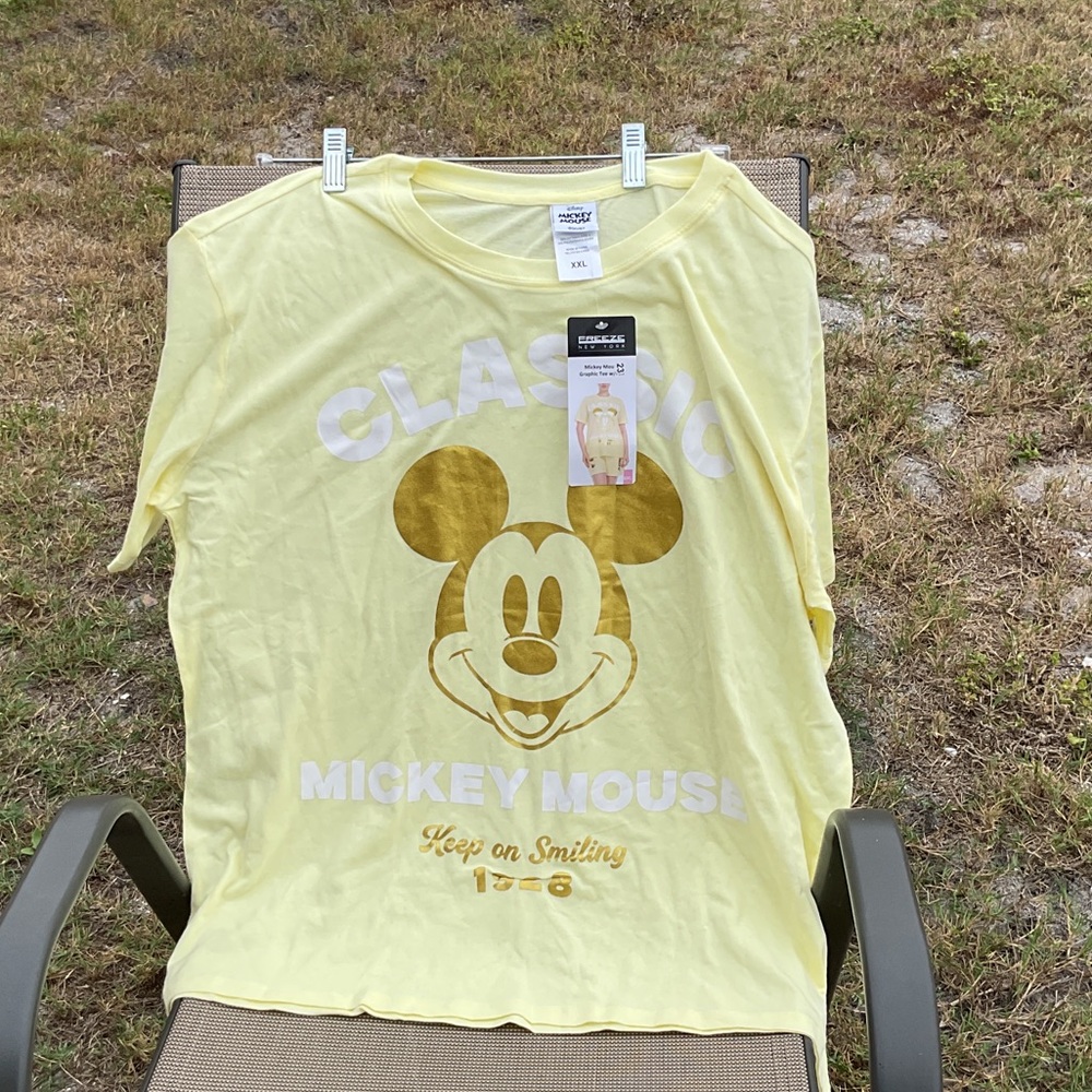 Disney Light Yellow Mickey Mouse Tee XXL